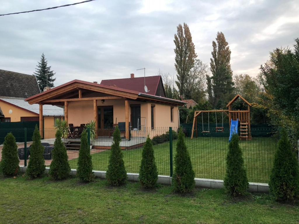 Apartament Hullam Nyaralo Balatonmáriafürdő Zewnętrze zdjęcie
